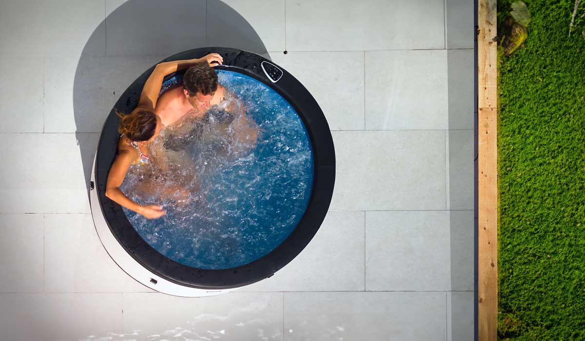 Discover the Cutting-Edge Built-In Integrated Heaters in Wave Spa Hot Tubs - Wave Spas UK