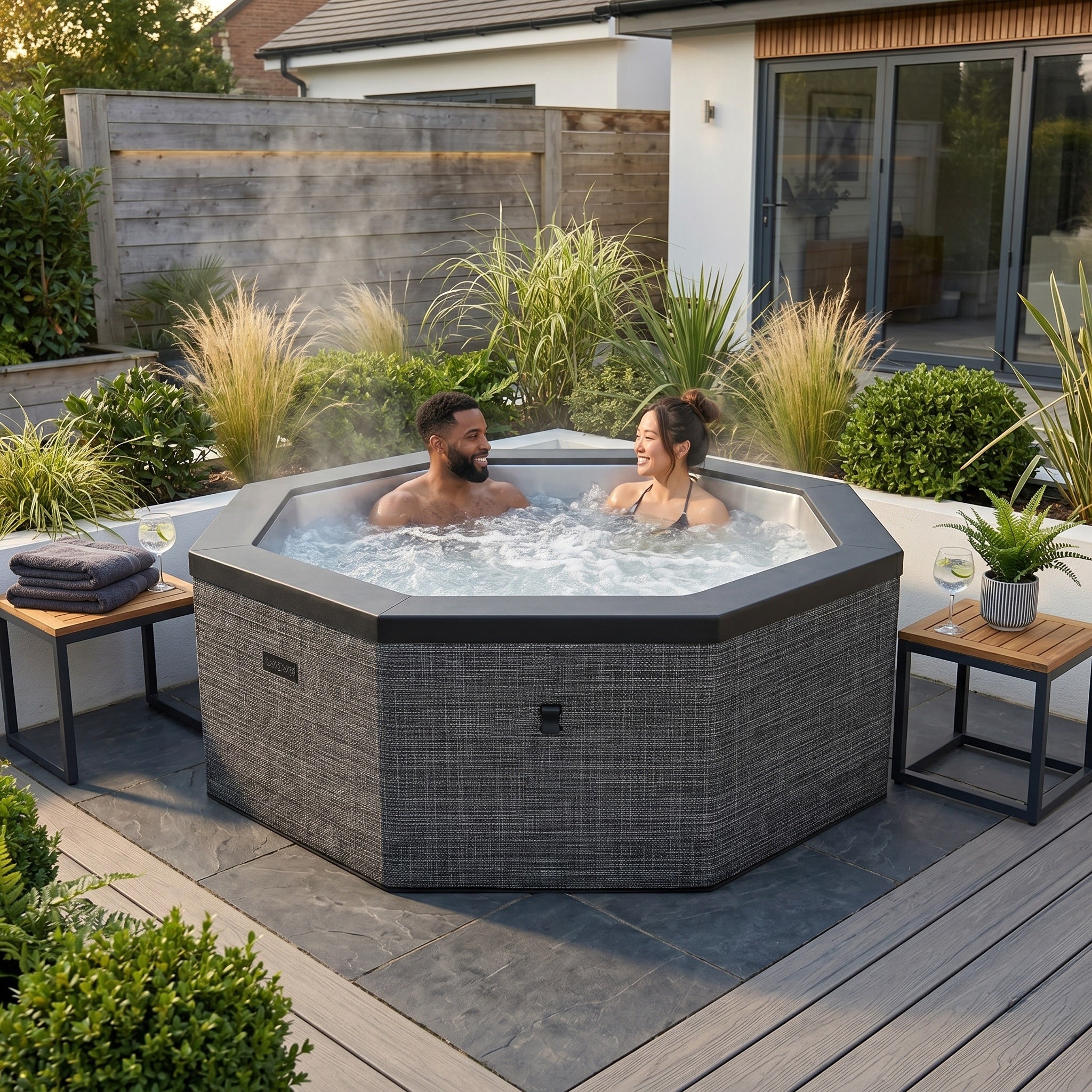 Como | 6-Person Eco Foam Hot Tub | Built-In Integrated Heater | UKCA