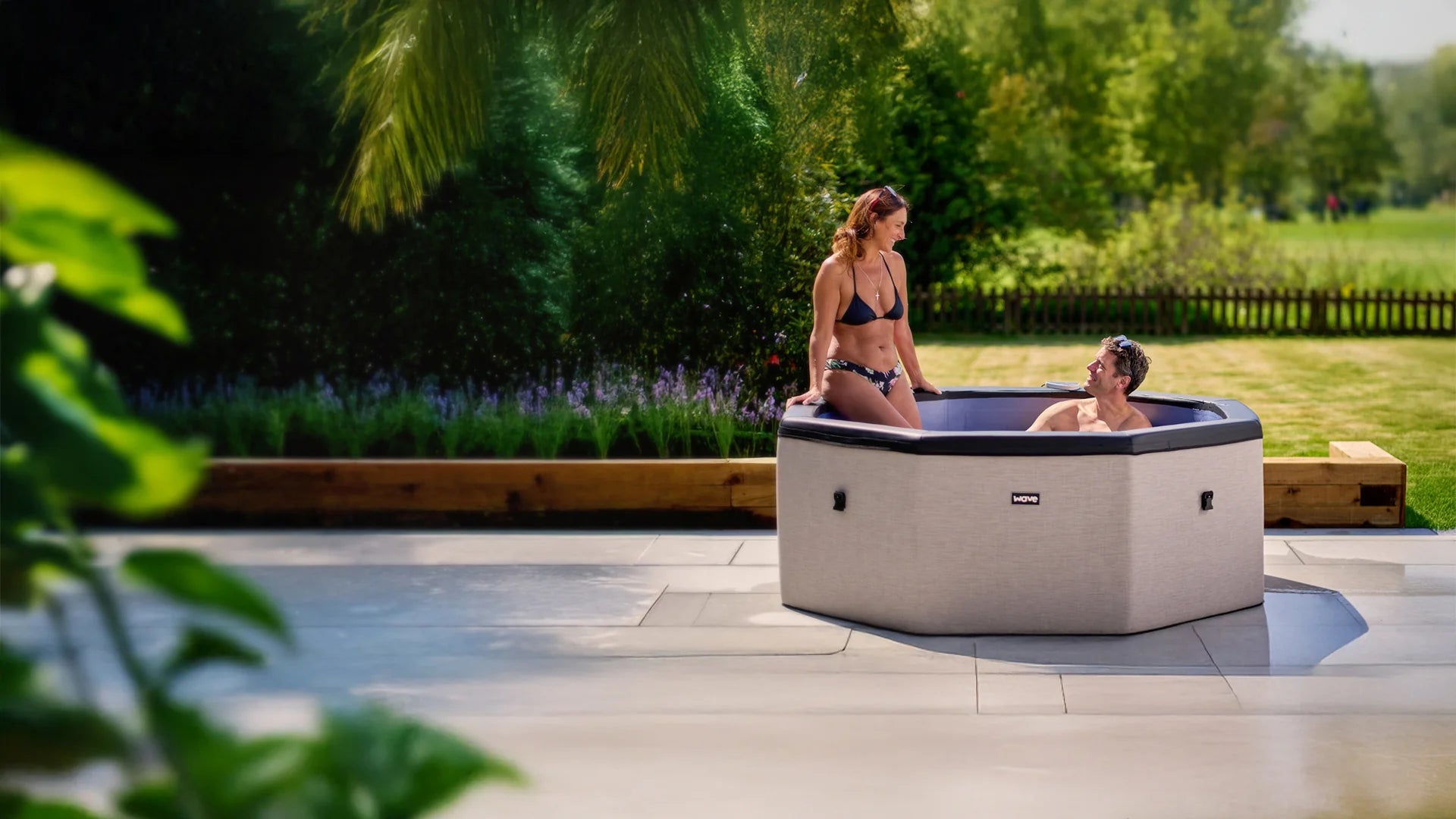 Como Hot Tub Eco Foam Spa