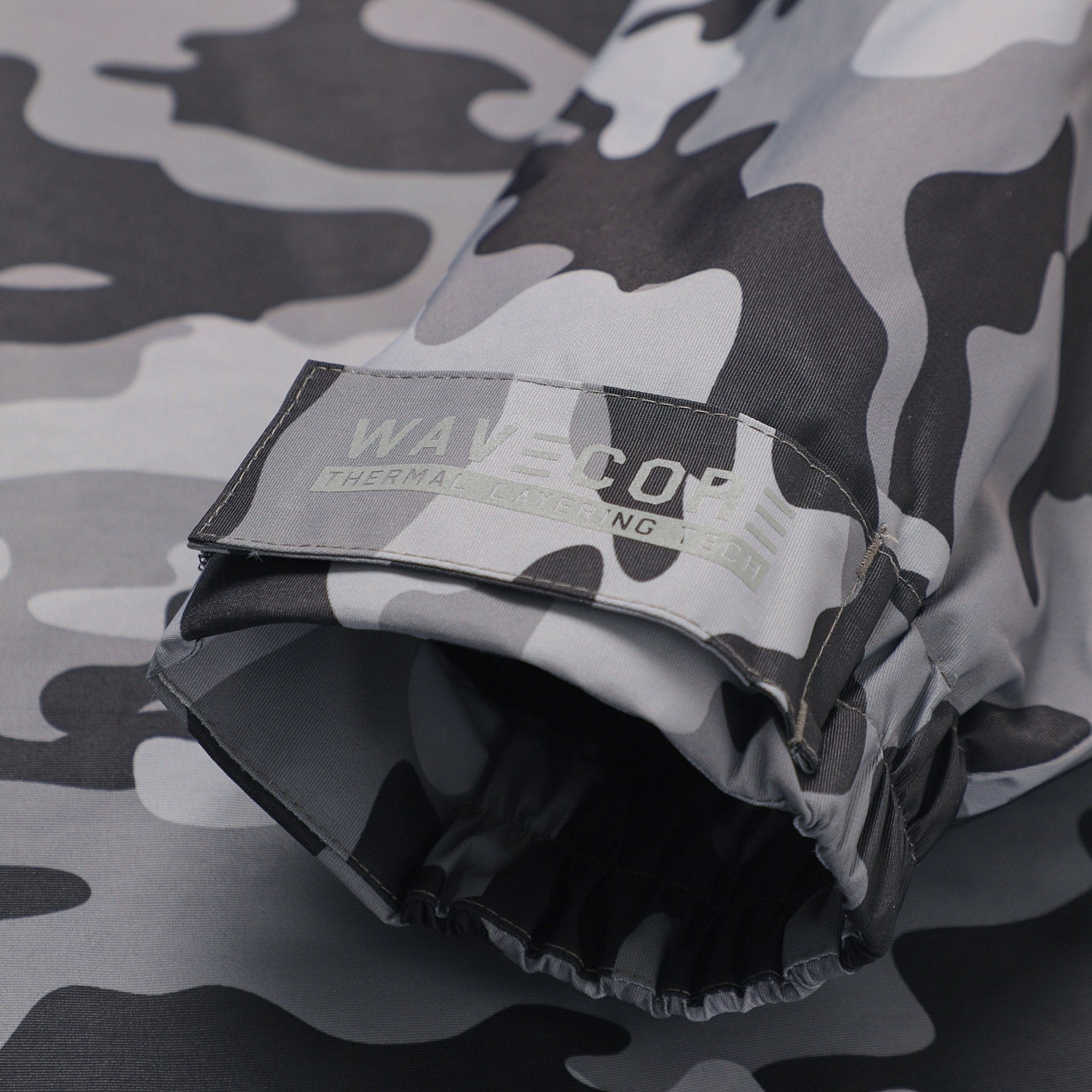 Fleece-Lined Hot Tub Changing Robe | Waterproof & Windproof | Unisex | Grey Camouflage Robes Wave Spas