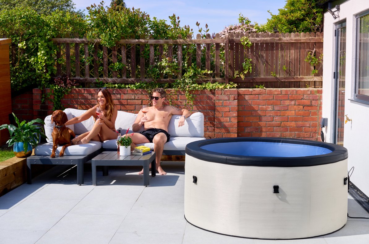Beat the Heat: How Hot Tubs Can Help You Stay Cool in Summer - Wave Spas UK