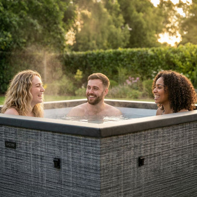 Garda | 4/6-Person Eco Foam Hot Tub | Built-In Integrated Heater | CE