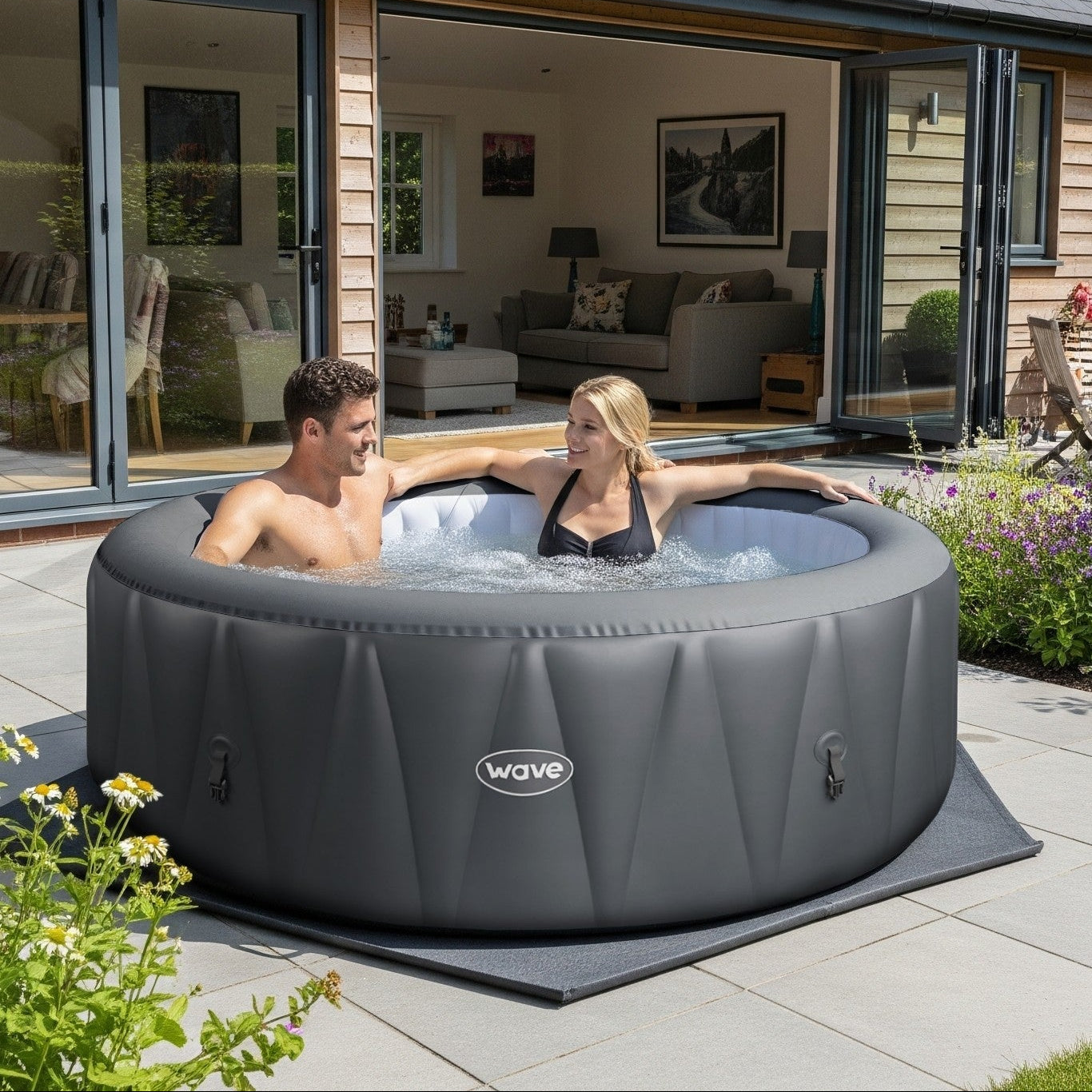 Atlantic | 4/6-Person Inflatable Hot Tub | Integrated Heater Inflatable Spas Wave Spas data-contona-source
data-contona-persona