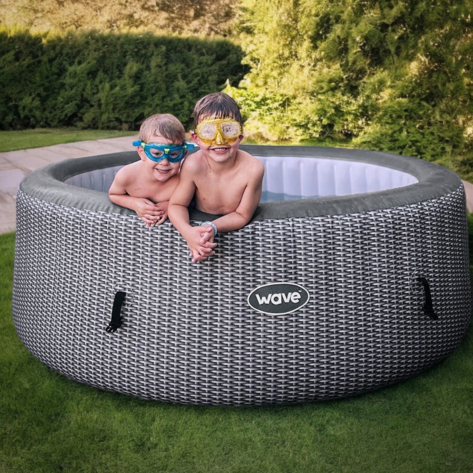 Atlantic | 6-Person Inflatable Hot Tub | Integrated Heater | Grey Rattan Inflatable Spas Wave Spas