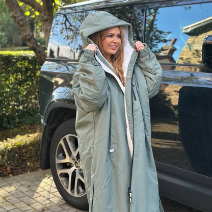 Fleece-Lined Hot Tub Changing Robe | Waterproof & Windproof | Unisex | Sage Green Robes Wave Spas