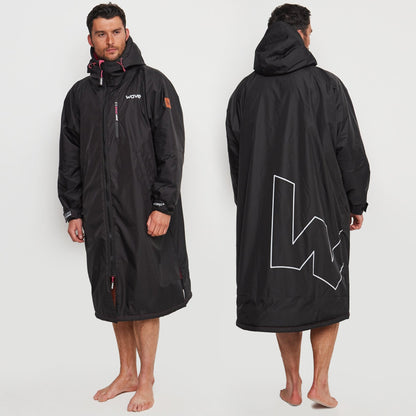Fleece-Lined Hot Tub Changing Robe | Waterproof & Windproof | Unisex | Black & Pink Robes Wave Spas