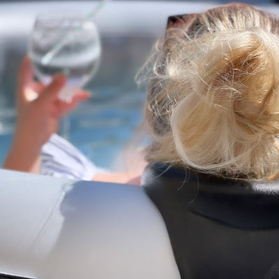 Comfort Pack | 2 Drinks Holders, 4 Head Rests | Light Grey Head Rests Wave Spas