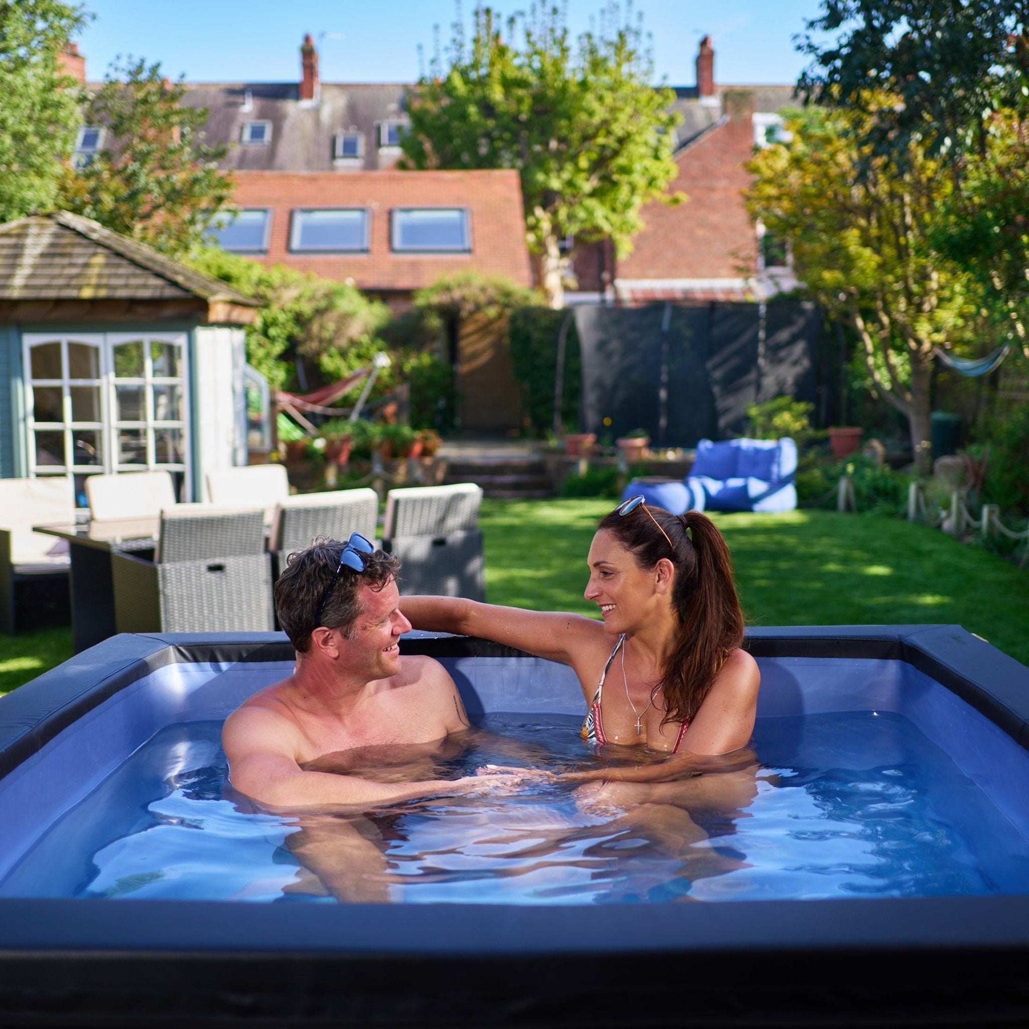 Garda v2 | 4/6-Person Eco Foam Hot Tub | Integrated Heater | Graphite Grey - Wave Spas Inflatable, foam Hot Tubs