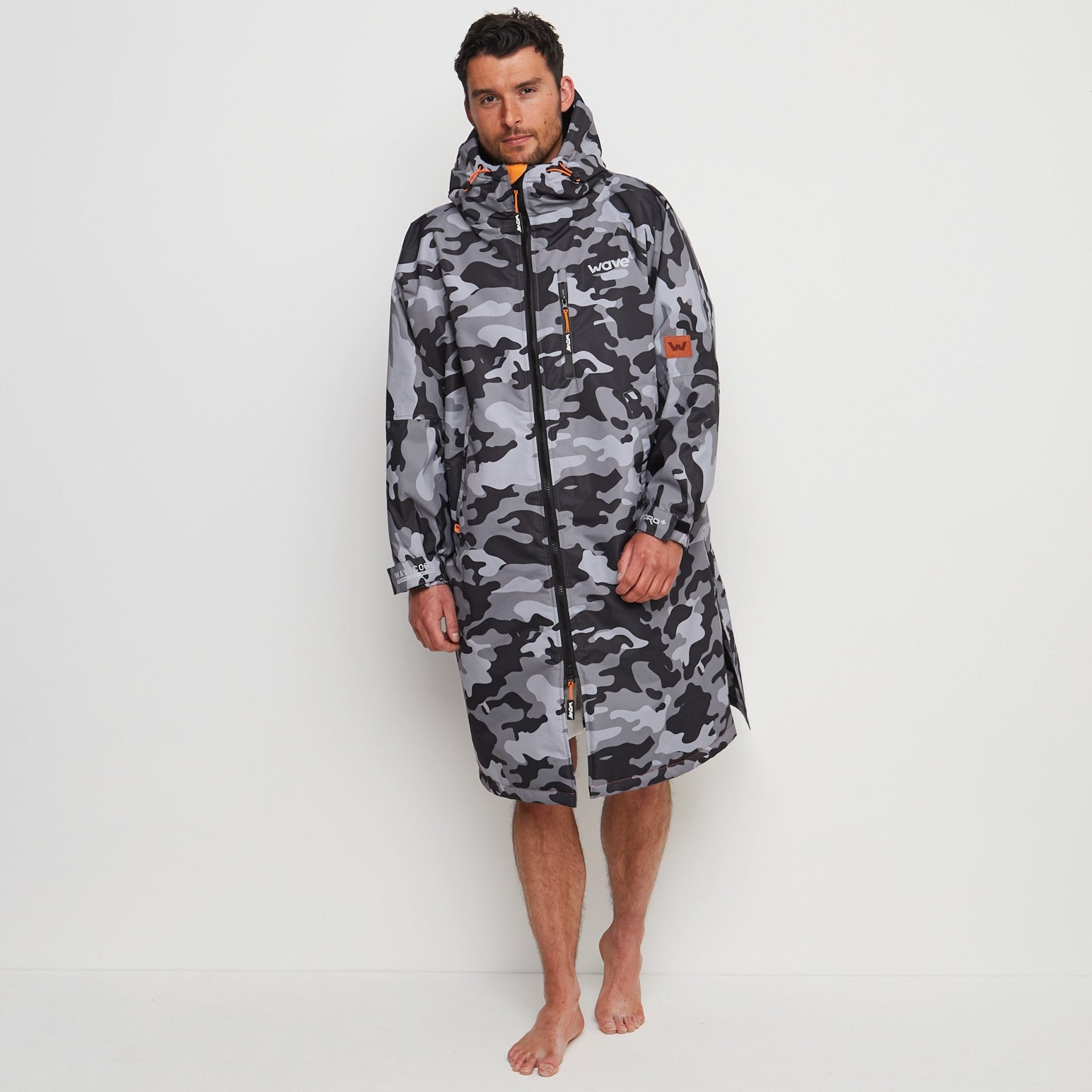 Fleece-Lined Changing Robe | Unisex | Grey Camouflage - Wave Spas Inflatable, foam Hot Tubs